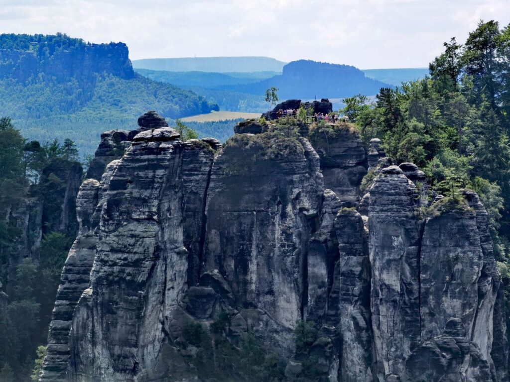 Der Ferdinandstein hat die beste Aussichtsplattform für den Blick auf die Basteibrücke