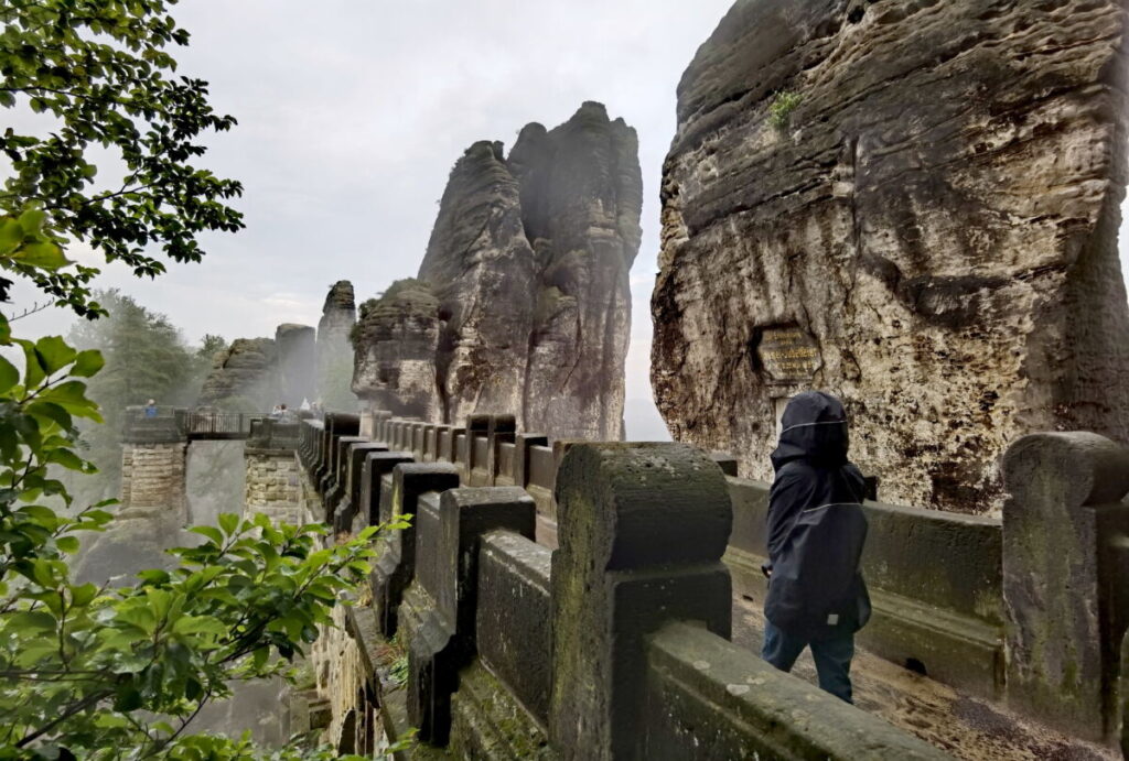 Sächsische Schweiz bei Regen - die einmalige Gelegenheit die Basteibrücke für sich alleine zu haben!